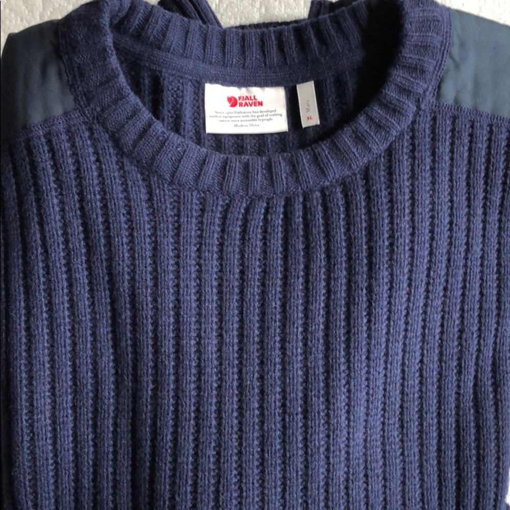 Fjall Raven Navy Blue Knit Sweater, XL